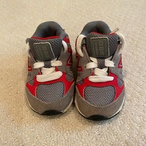 New Balance 888 -size 4 baby